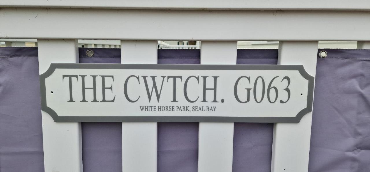 Cwtch, White Horse, Seal Bay Resort Selsey Dış mekan fotoğraf
